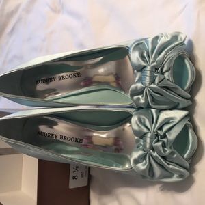 Stunning Audrey Brooke Size 8.5 Erica Heels